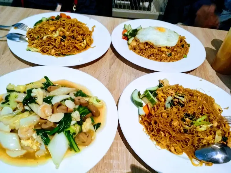 Food Junction Grand Pakuwon