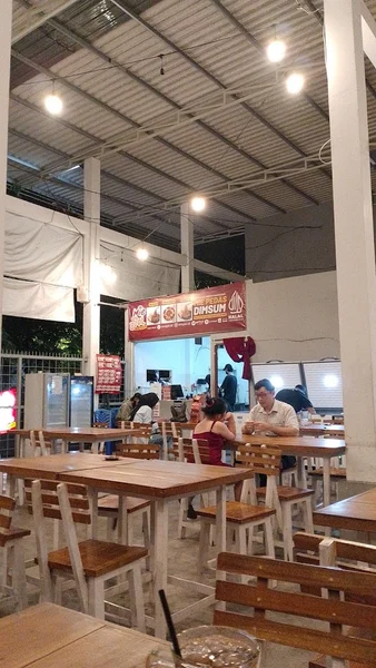 Miejol Klampis, Surabaya