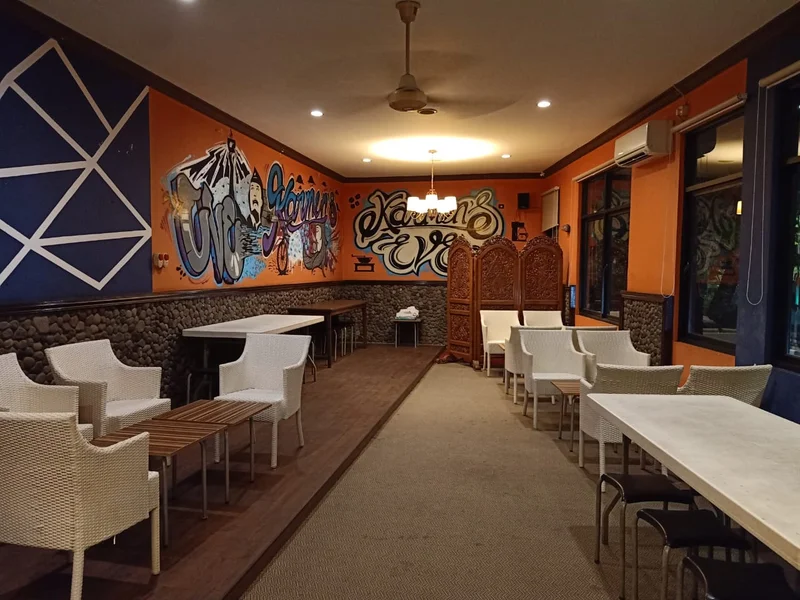 KARMENSEVE Coffee Shop