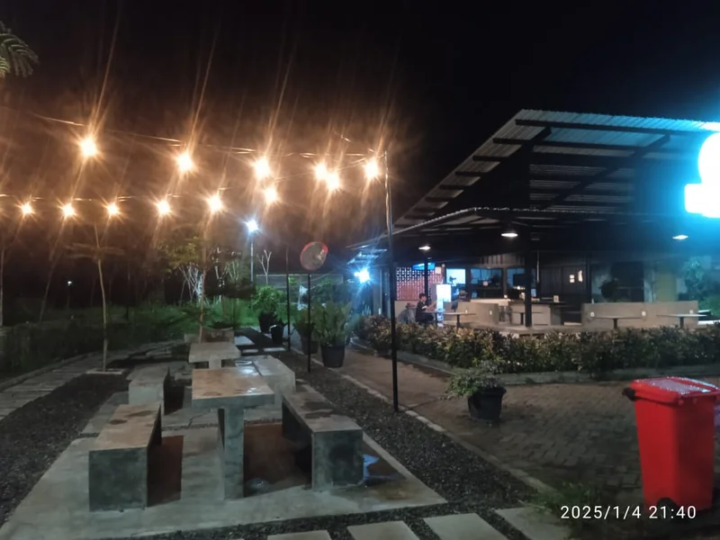 Kedai Kopi Gunung Anyar