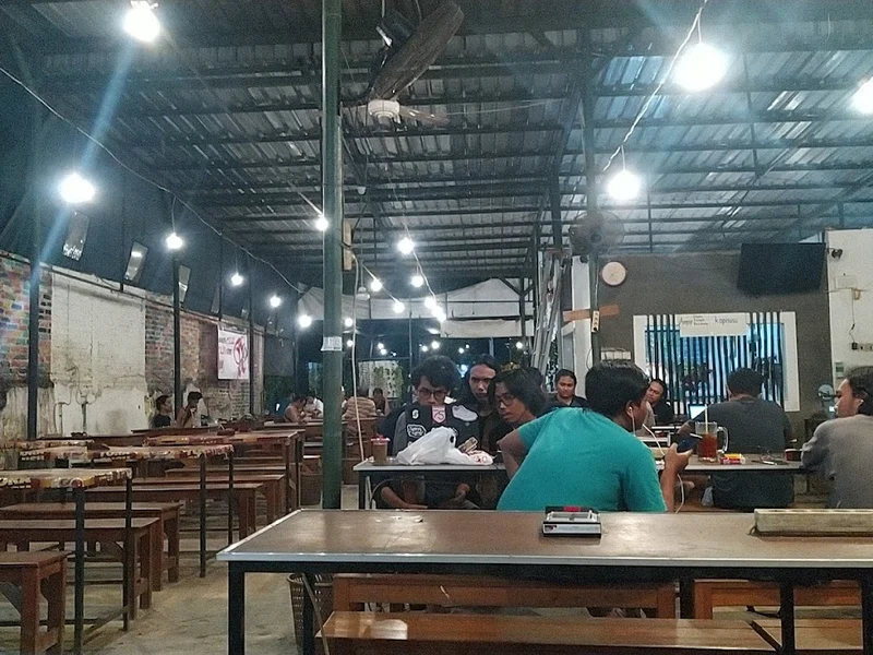 Pujasera & Warkop ANGOP (Suroboyo)