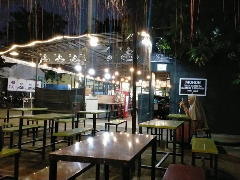 Metro Cafe