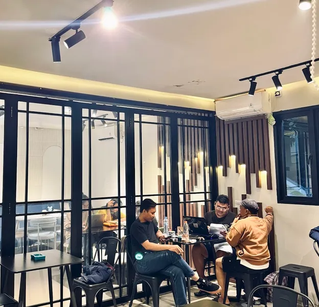 Light Coffee & Roastery