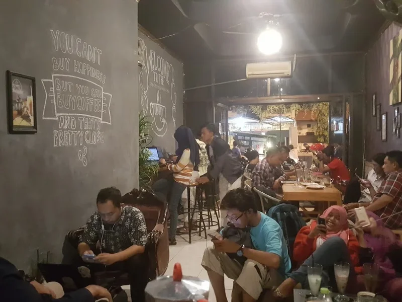 Unity Cafe Surabaya