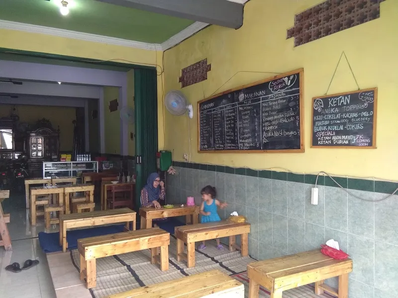 LILU-BROWN kedai kopi dan susu