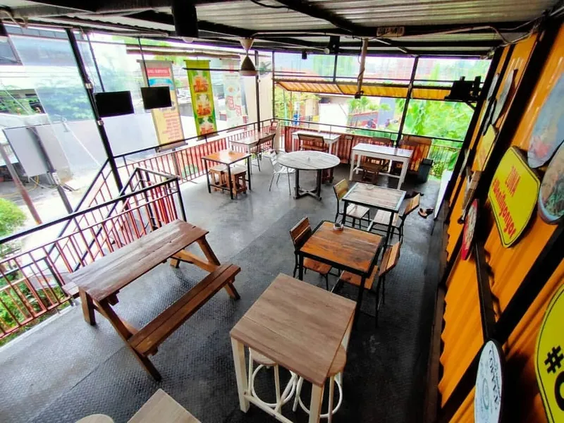 M22 CAFE