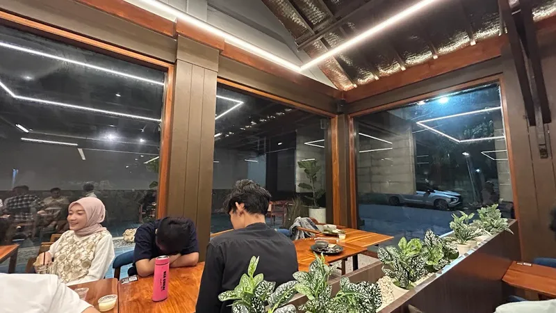 SMÉSTA Coffee & Dining