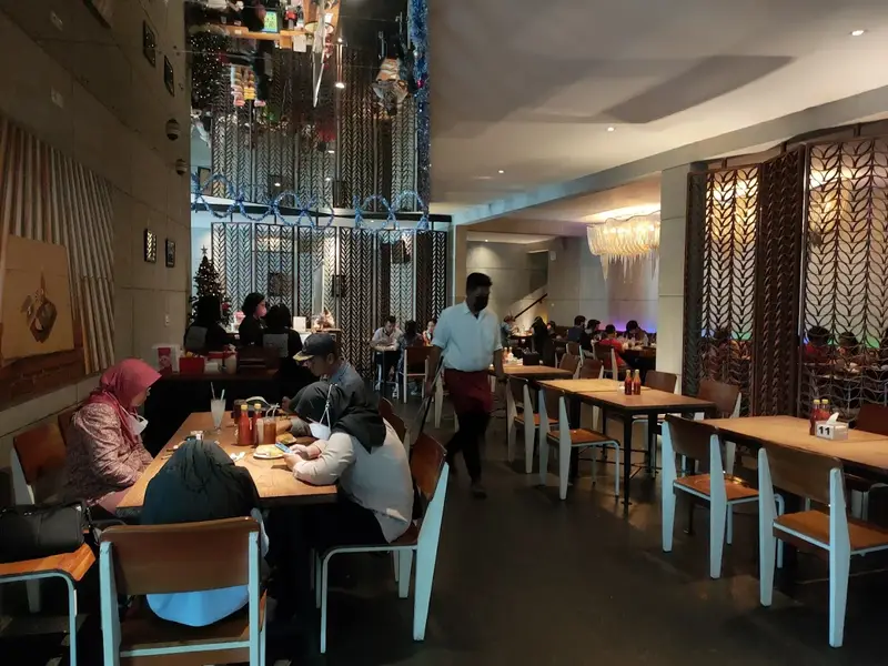 Steak Hut - Manyar Kertoarjo