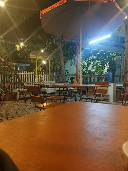 Kedai Cemara Condong