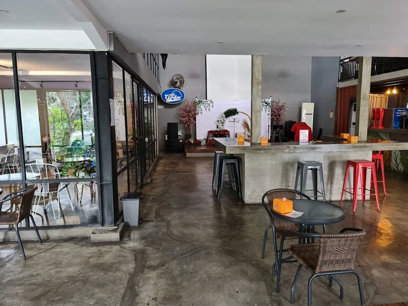 Meet Garden (MG) Cafe & Resto