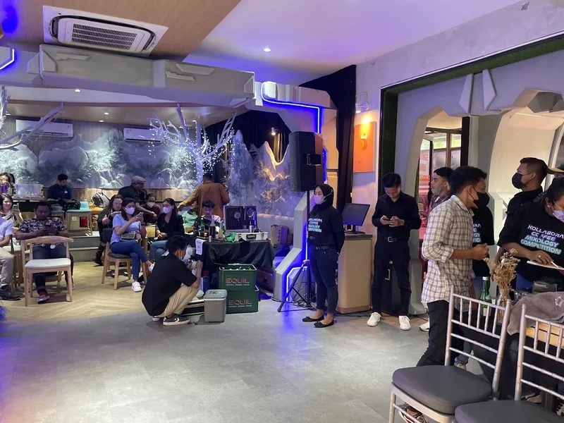 ️ Kollabora | The Best Thematic Cafe & Restaurant in Indonesia