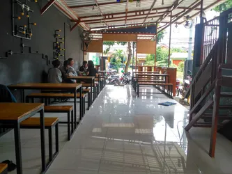 Daftar 9 kafe di Banjar Sugihan Surabaya
