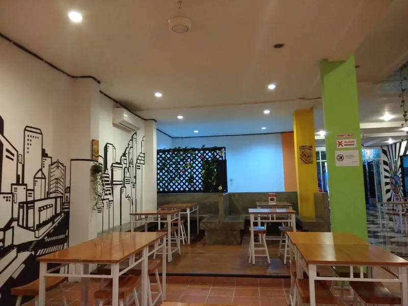 Urban 18 Cafe