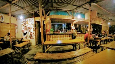 Daftar 9 kafe di Balas klumprik Surabaya