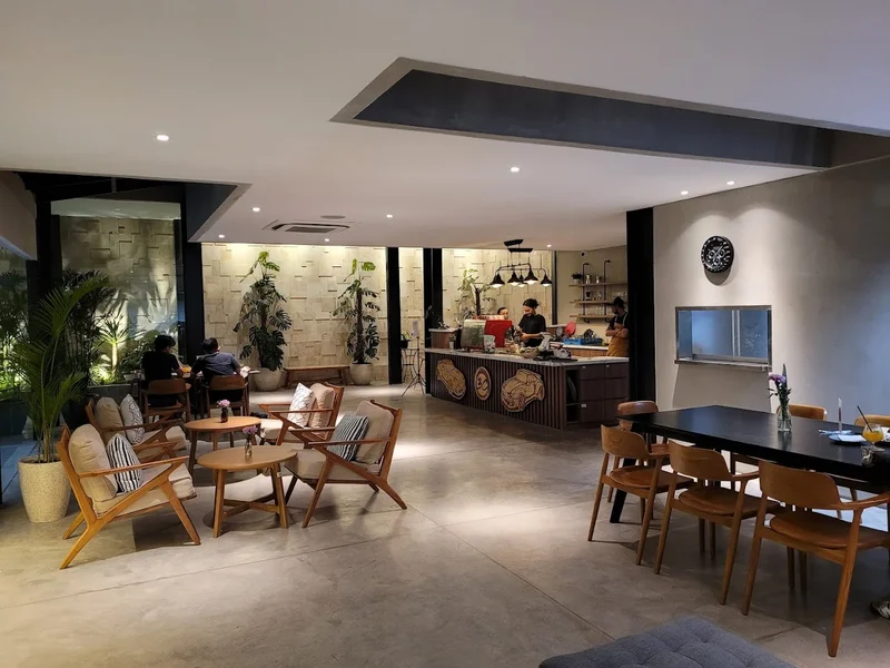 3C Cafe - Margorejo Indah