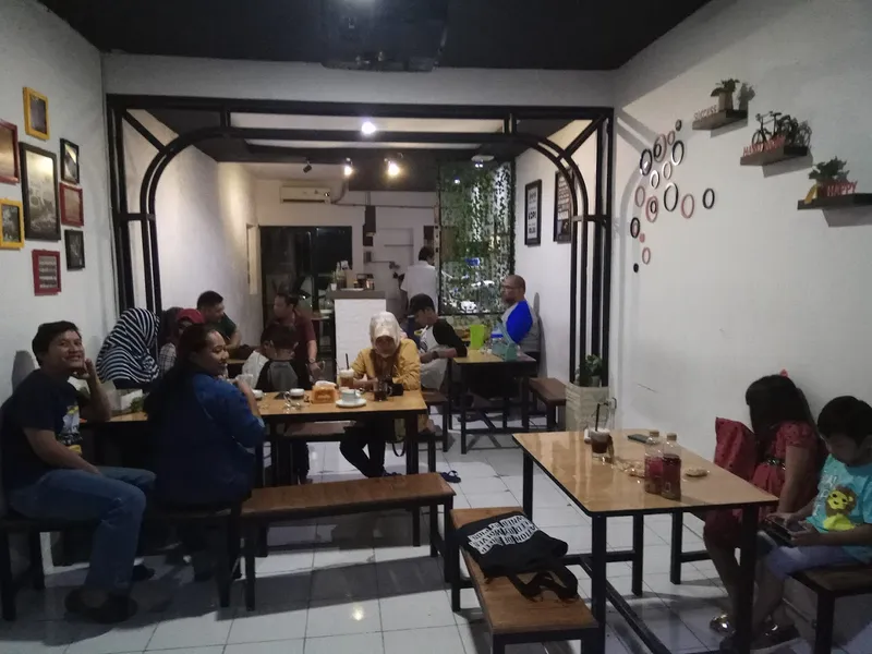 Kroesel House Of Coffee