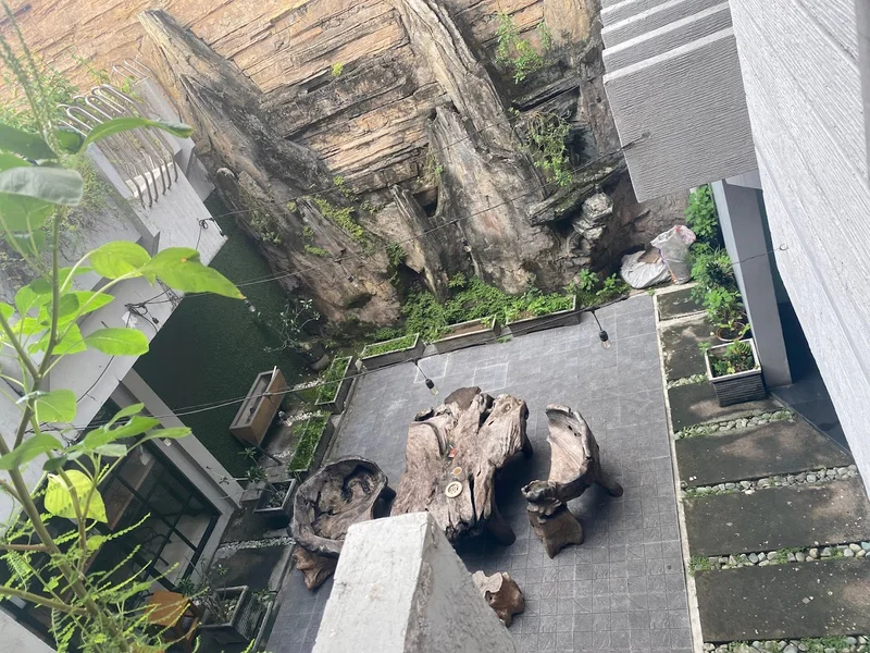 Livinn Hostel Surabaya