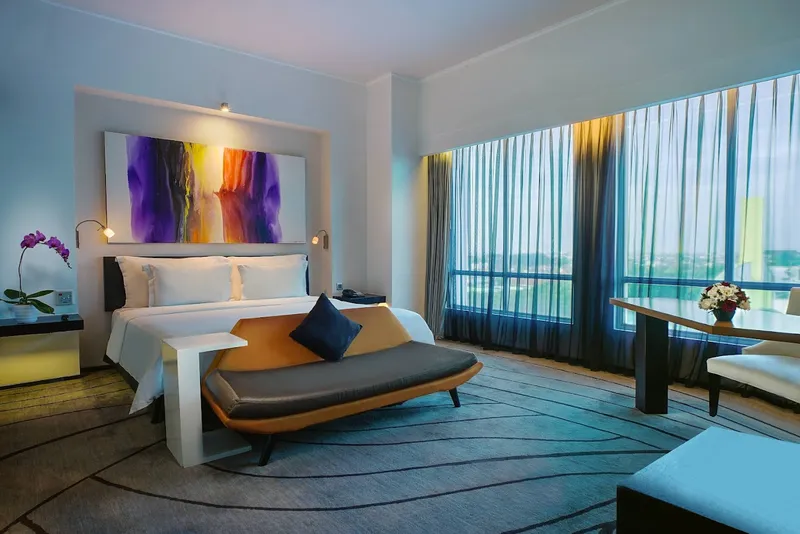 ARTOTEL TS Suites Surabaya
