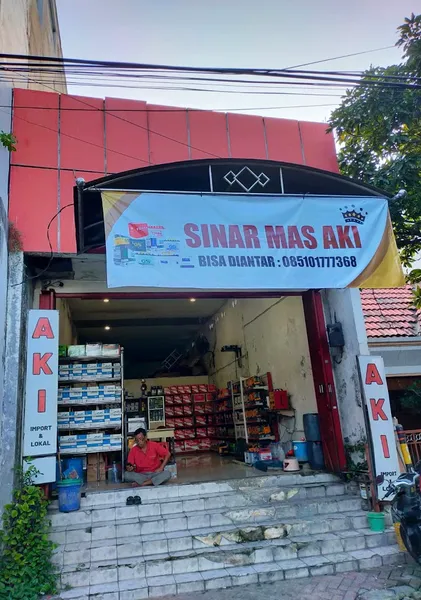 Sinar Mas Aki