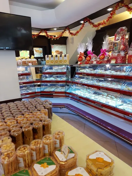 Holland Bakery Pondok Gede