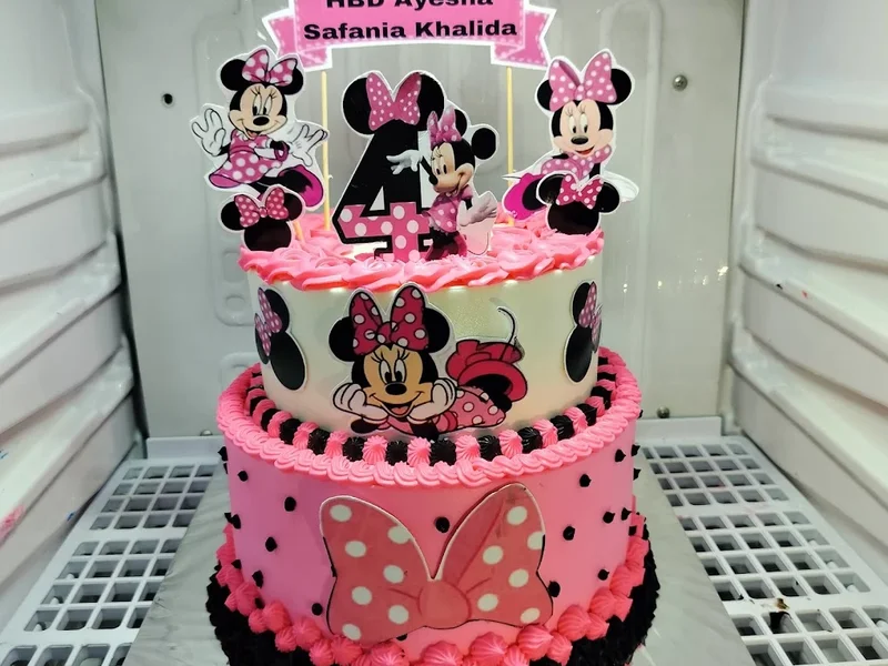 Alikaa donat n cake's