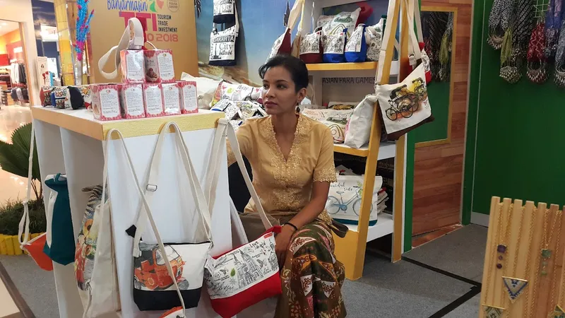 Oleh oleh Khas Jakarta AiU Craft dan Kursus Menjahit untuk anak dan dewasa