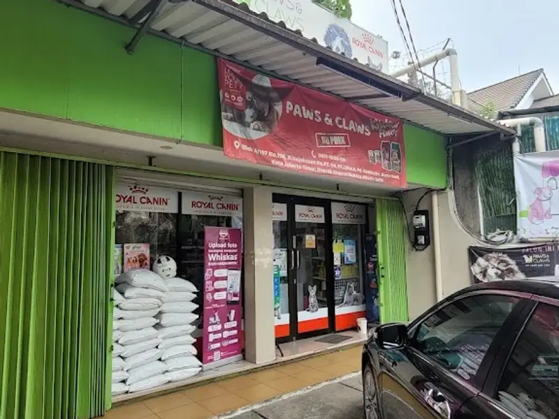 Paws & Claws Pet Shop and Care Pondok Bambu
