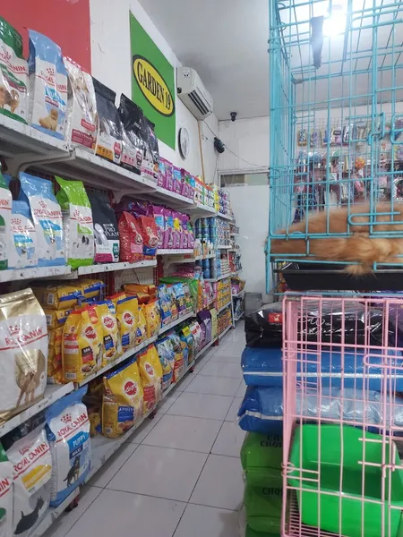 Garden 19 Pet Shop dan Pet Clinic Duren Sawit
