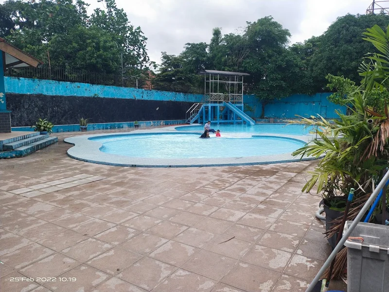 Kolam Renang Gelanggang Remaja Jakarta Timur