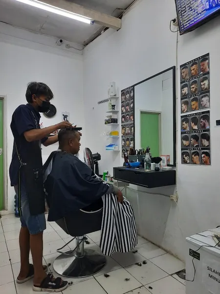 Pangkas Rambut Equilibrium Barbershop