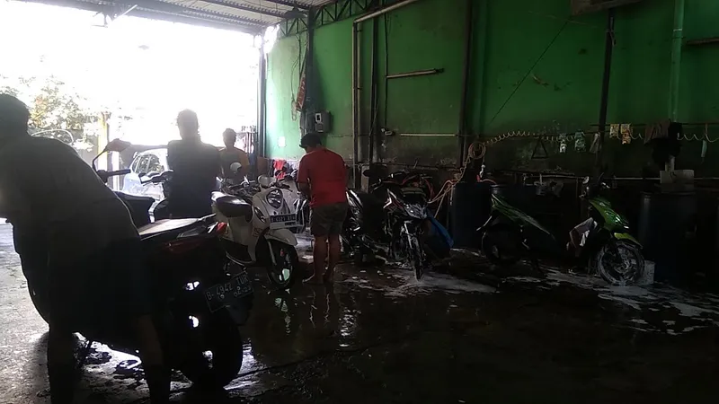 Cucian Mobil Dan Motor "fariza Steam"