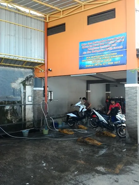 De' Klin Auto Wash