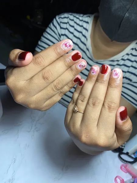 Eyelash & Nail Art by Ditha KALISARI CIJANTUNG