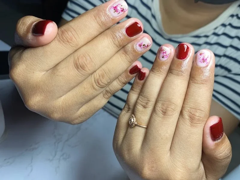 Eyelash & Nail Art by Ditha KALISARI CIJANTUNG