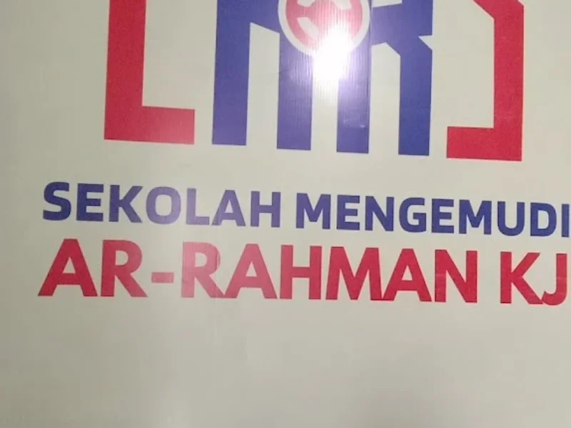 Sekolah Mengemudi Ar' Rahman