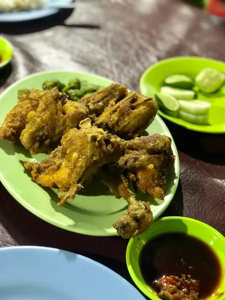 Ayam Goreng - Ikan Bakar Kencana