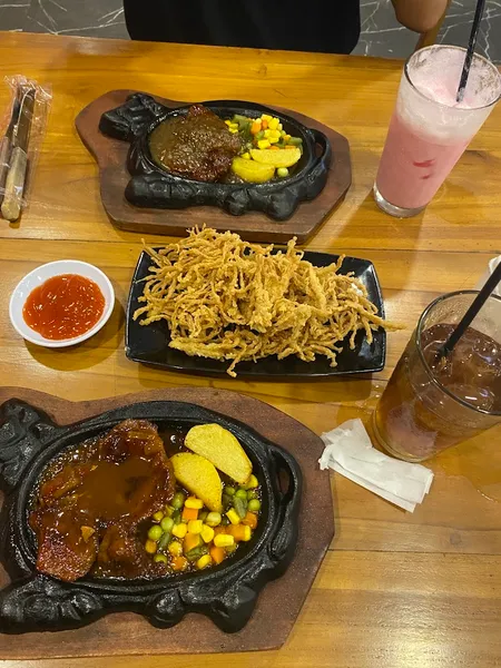 Steaky Steak Surabaya - MERR