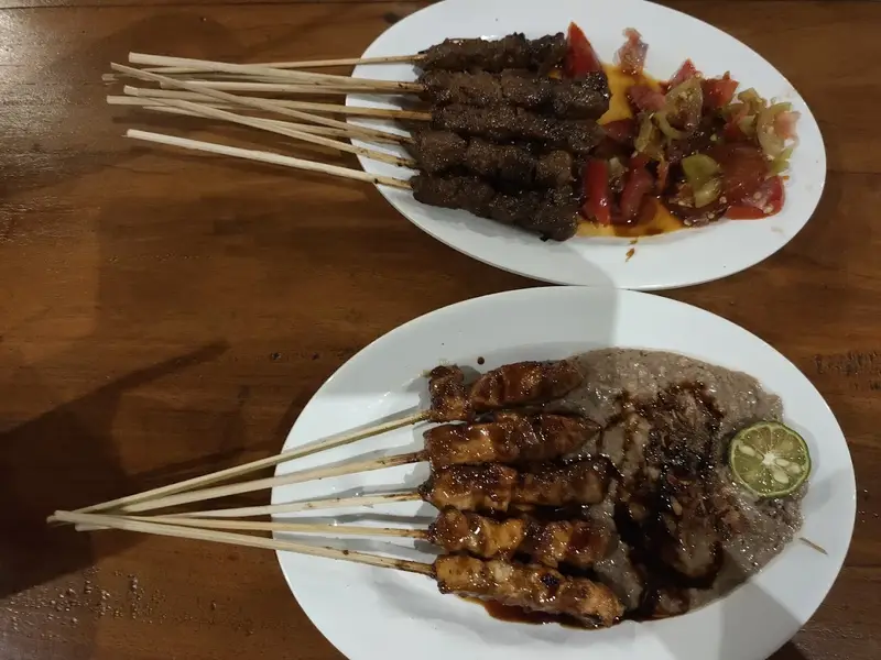 Sop Djanda Emak Idah (Spesial Sate Maranggi & Sate Betawi)