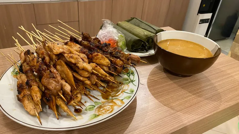 Sate Ayam Ponorogo Joglo Putih
