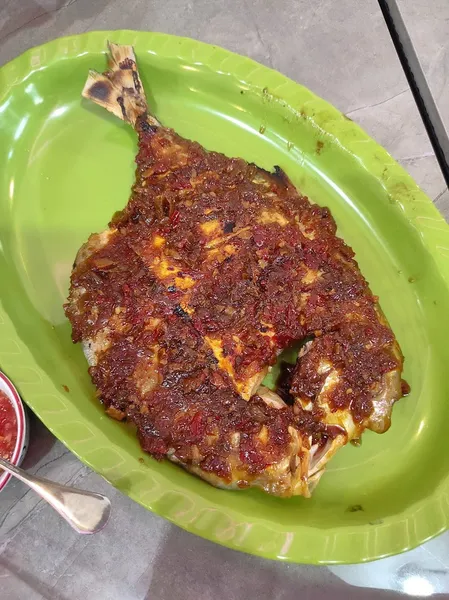 Ikan Bakar Makassar Plate 88 Seafood