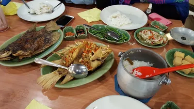 Daftar 6 restoran ikan bakar di Ngagelrejo Surabaya