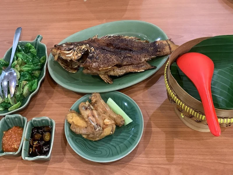Ikan Bakar Cianjur - Manyar