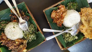 tempat sarapan di Genteng Surabaya