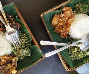 tempat sarapan di Genteng Surabaya
