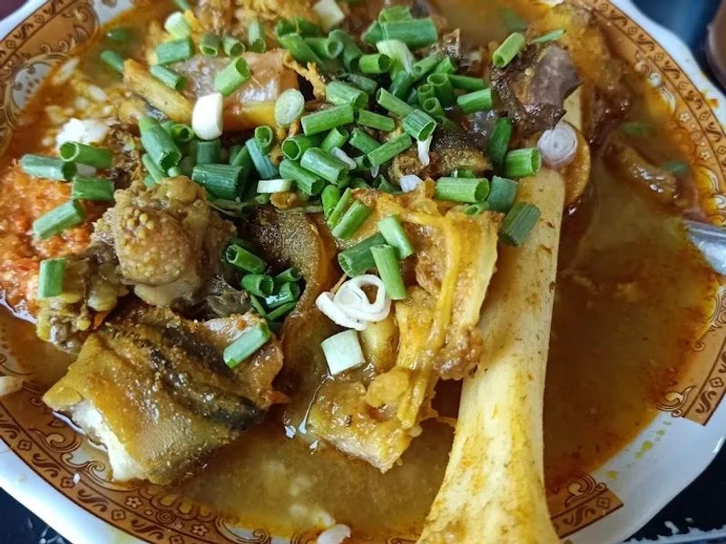 Kare Kambing dan Sapi Cak Ngadek