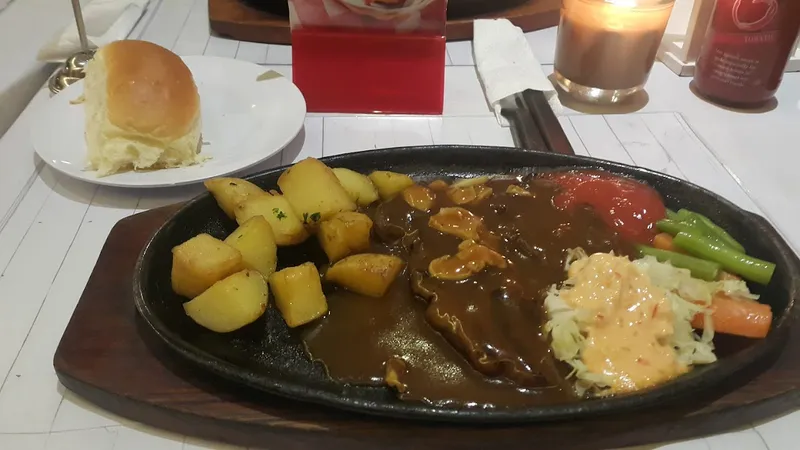 BONCAFE RAYA GUBENG