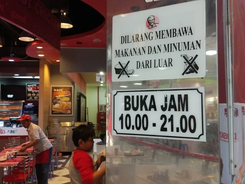 KFC - ITC Mega Grosir