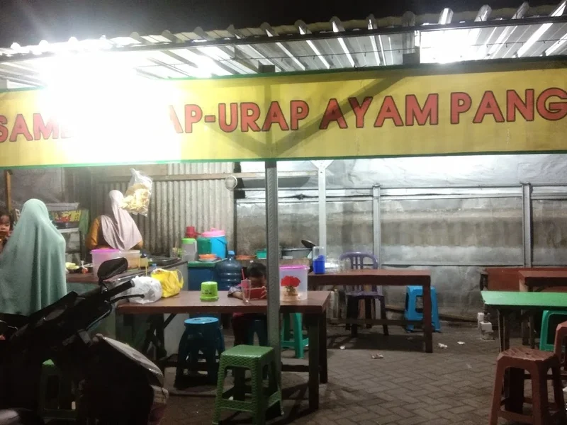 Warung Mas Amir Sego Sambel Urap-Urap dan Ayam Panggang