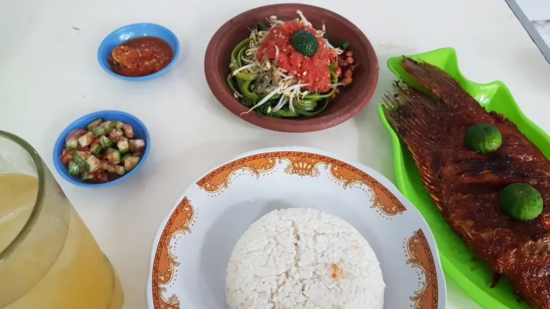 Ayam Bakar Taliwang PANDUGO