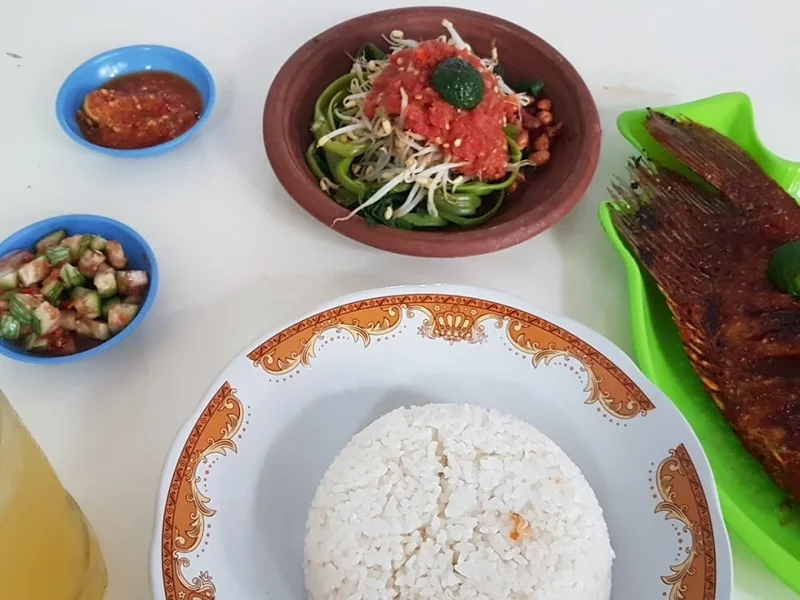 Ayam Bakar Taliwang PANDUGO